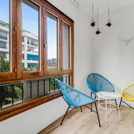 Sanders Sol 2 - Modern Two-bedroom In The Heart Of Puerto Banus Nightlife * Марбелья